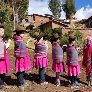 Machu Picchu & Quechua Campesinos - Image 2
